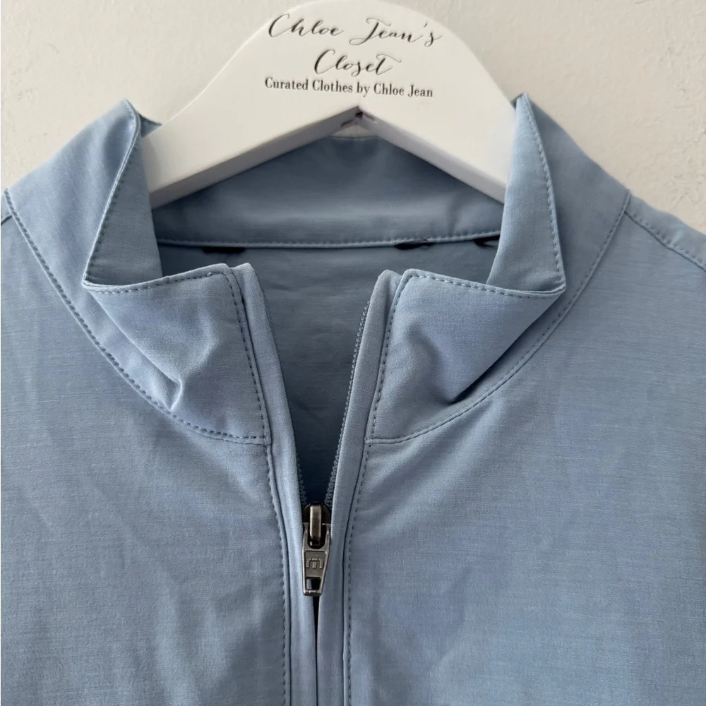 TRAVIS MATTHEW Men’s Twin Flame Blue Windbreaker